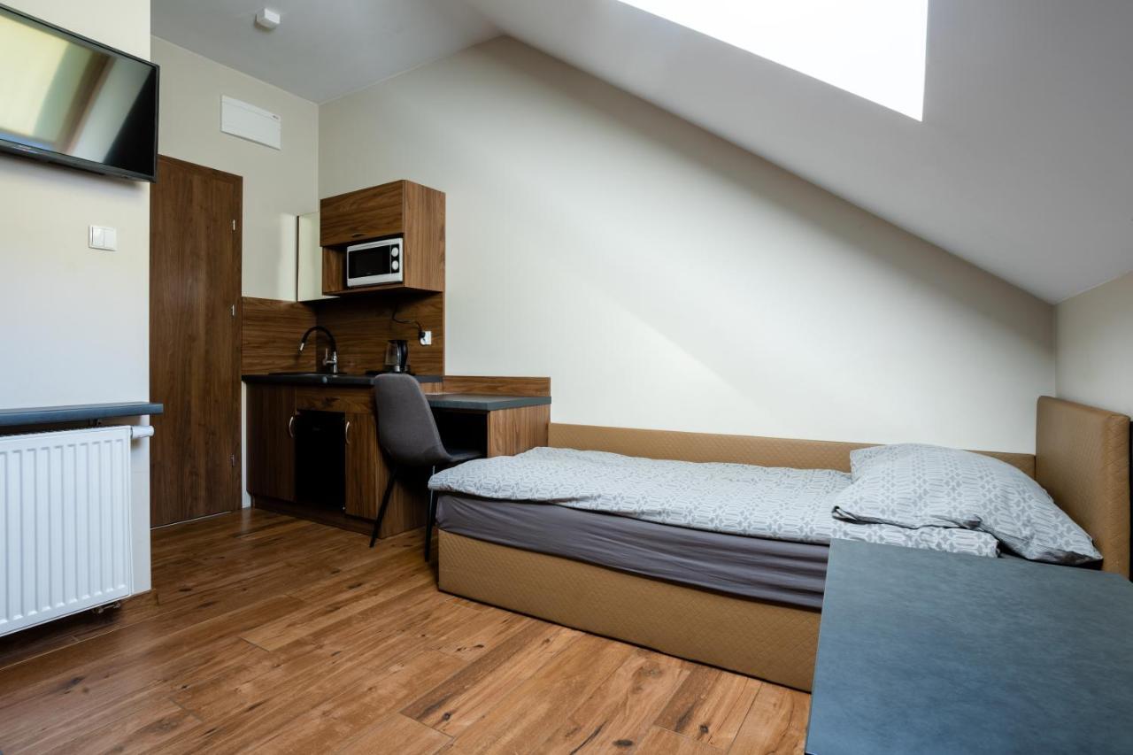 Noclegijarocin Bed & Breakfast Екстериор снимка
